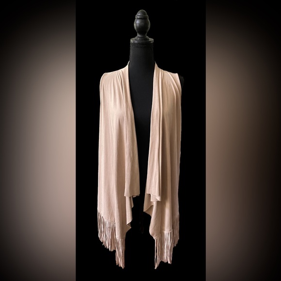 Pink Rose: Tan Vest with Fringed Trim - Picture 3 of 17